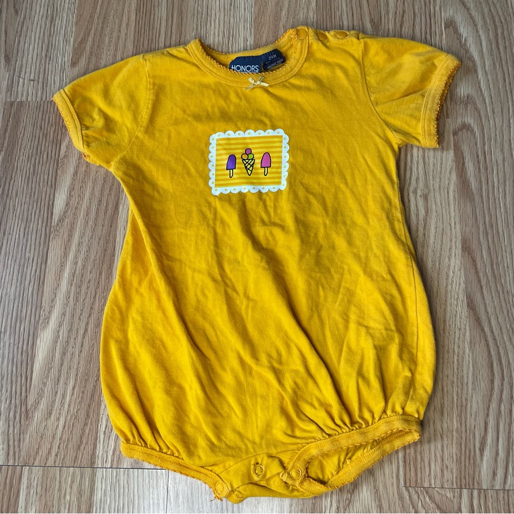 VINTAGE HONORS YELLOW ICE CREAM GRAPHIC BABY ONESIE SIZE 24 MONTHS 100% COTTON